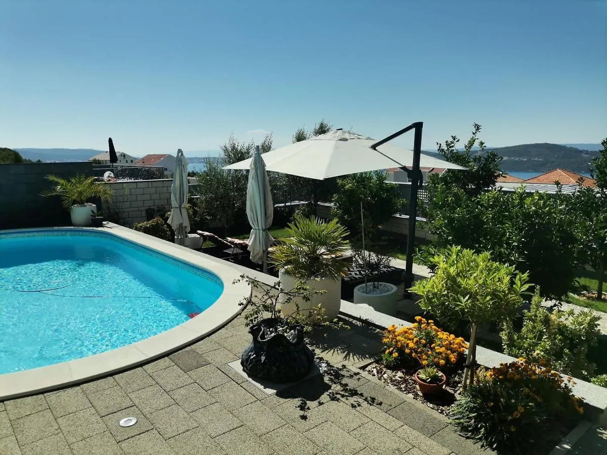 Apartment Ruza - Pool Seget Donji