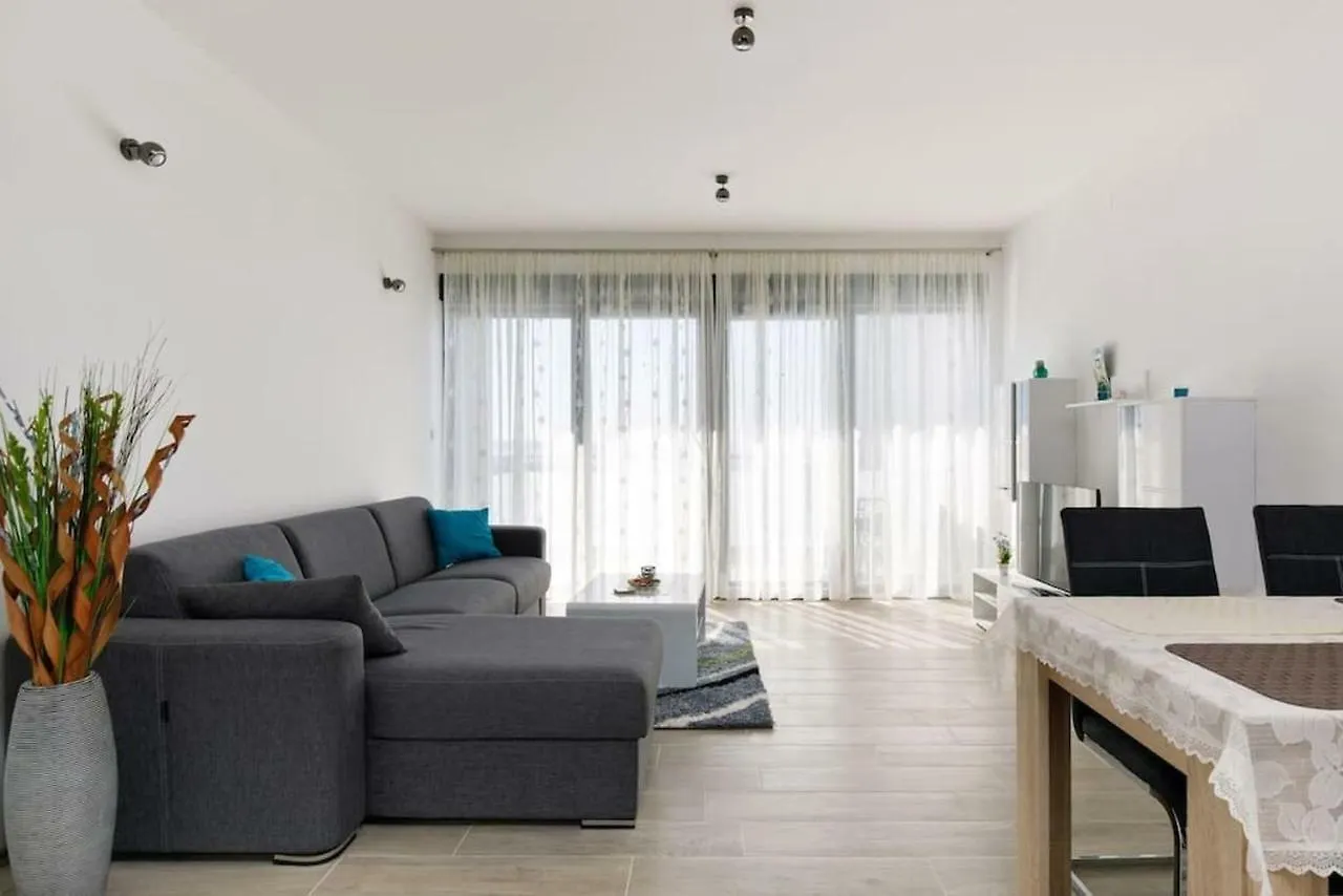 Apartment Ruza - Pool Seget Donji
